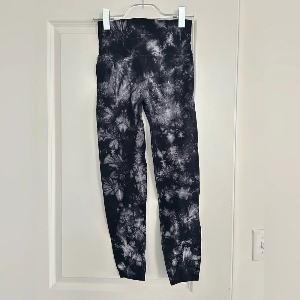 FP Movement high rise Good Karma Leggings - Picture 3 of 4